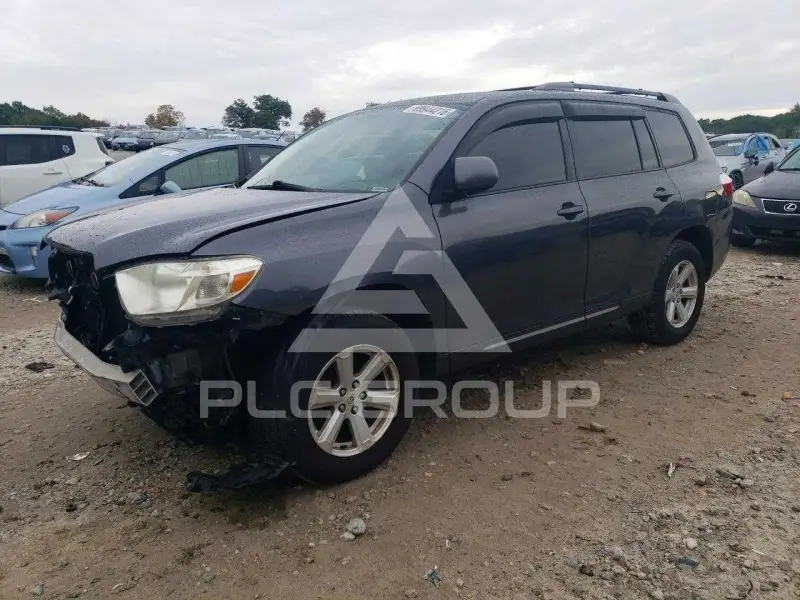 2010 Toyota Highlander photo