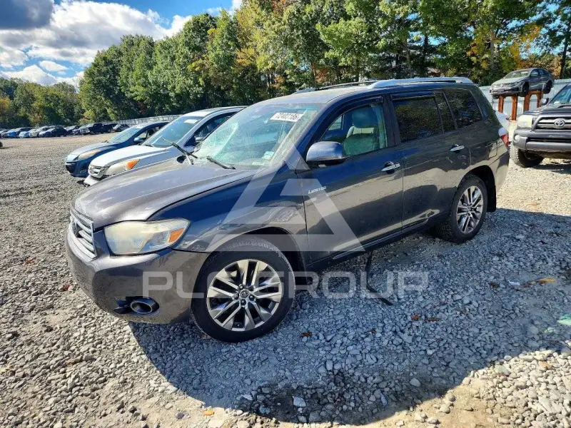 2010 Toyota Highlander photo