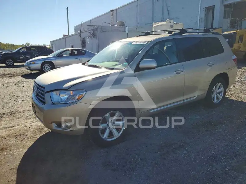 2010 Toyota Highlander photo