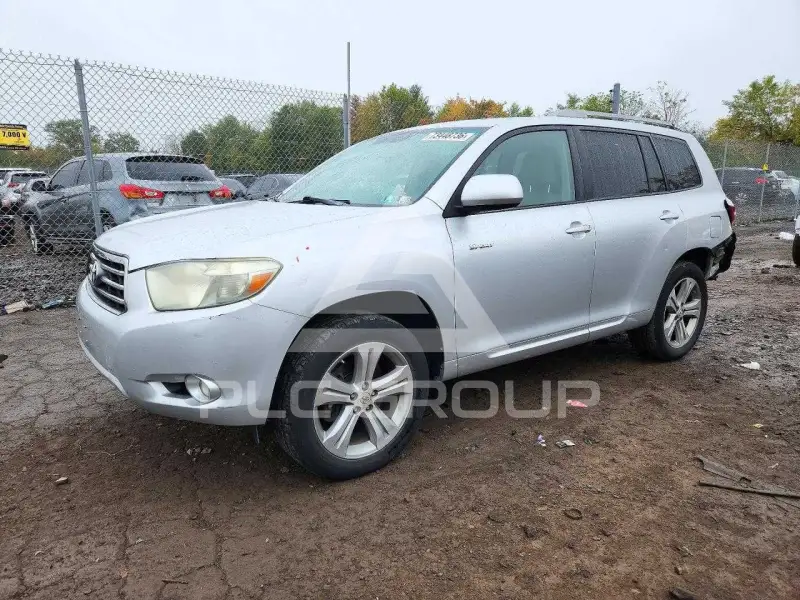 2010 Toyota Highlander photo