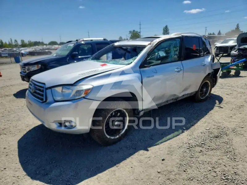 2010 Toyota Highlander photo