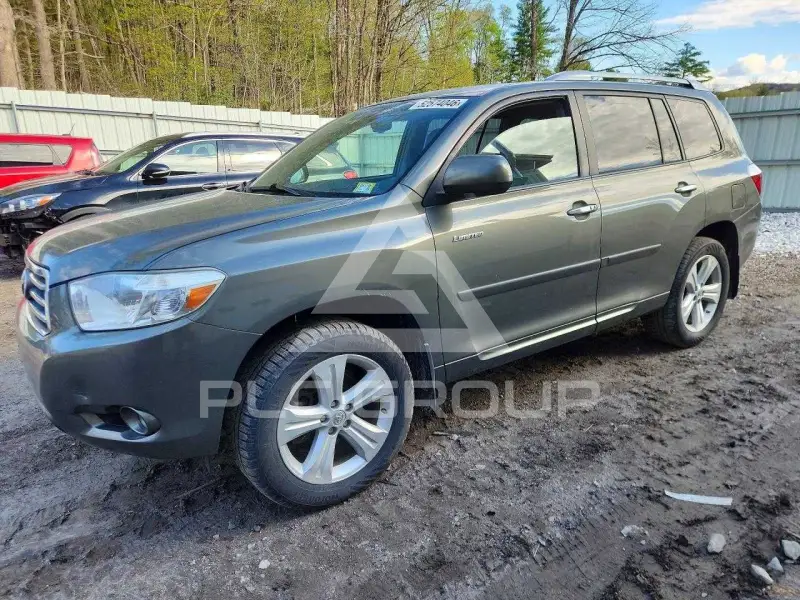 2010 Toyota Highlander photo