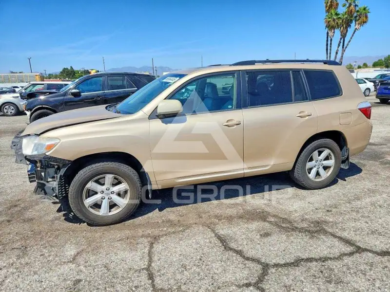 2010 Toyota Highlander фото