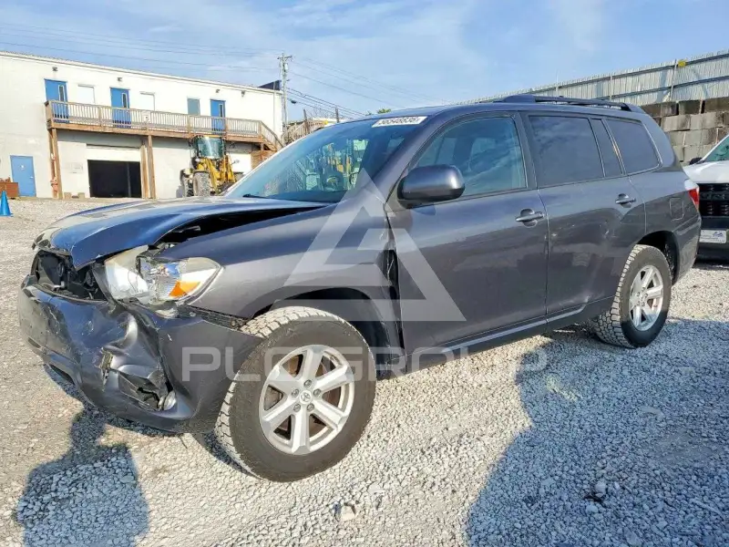 2010 Toyota Highlander photo