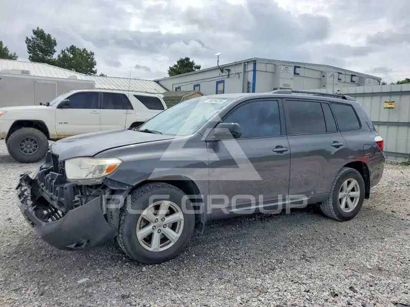2010 Toyota Highlander photo
