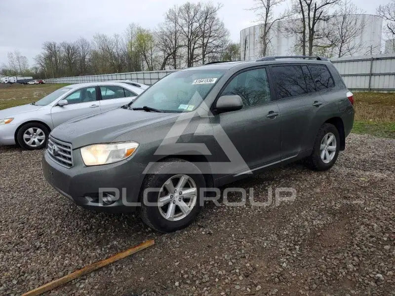 2010 Toyota Highlander photo