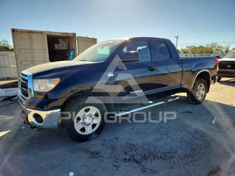 2010 Toyota TUNDRA photo