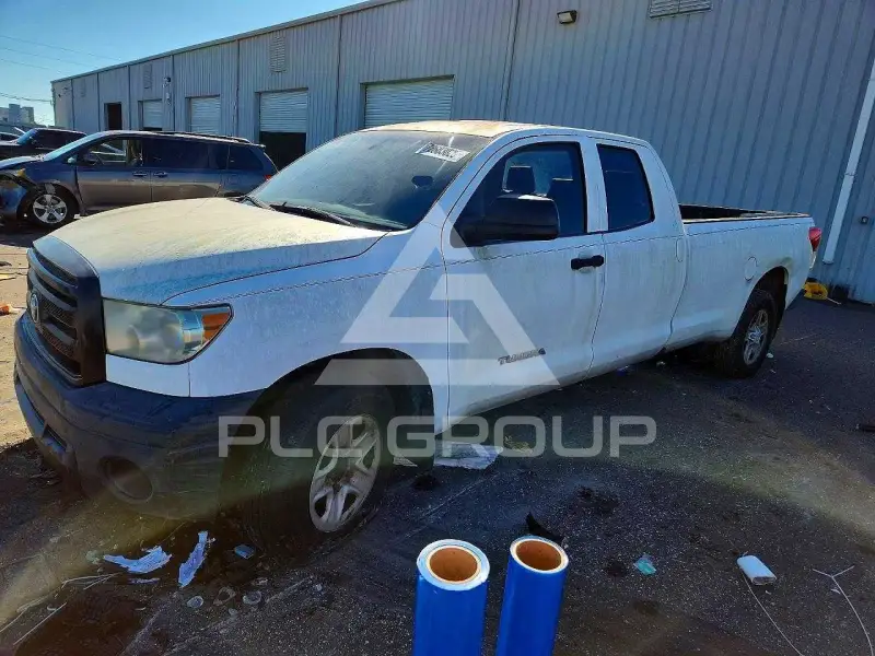2010 Toyota TUNDRA photo