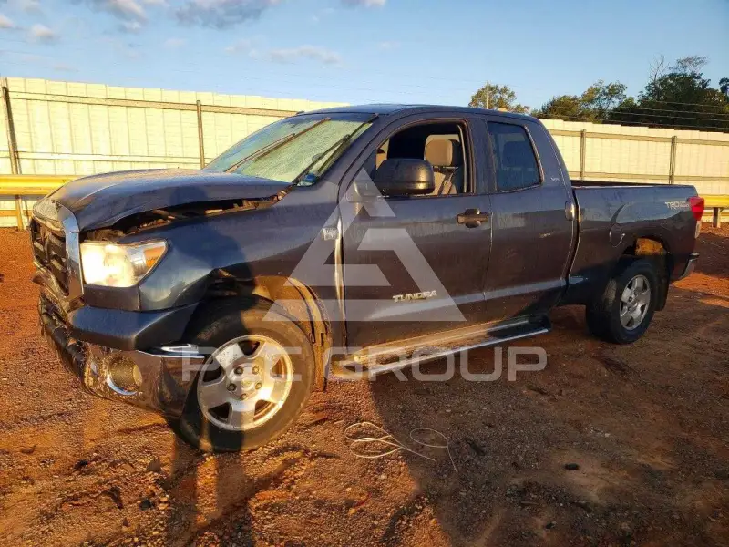 2010 Toyota TUNDRA photo