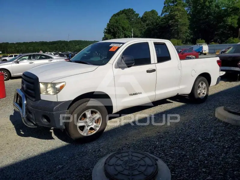 2010 Toyota TUNDRA photo