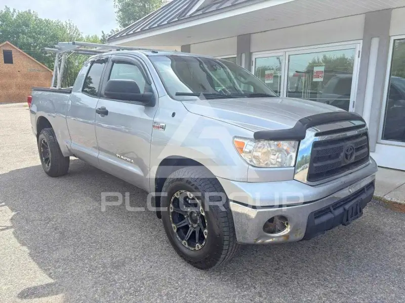 2010 Toyota TUNDRA photo