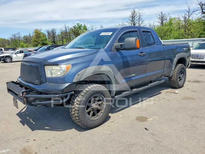 2010 Toyota TUNDRA photo