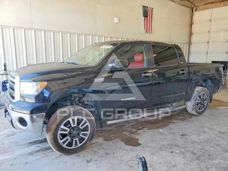 2010 Toyota TUNDRA photo