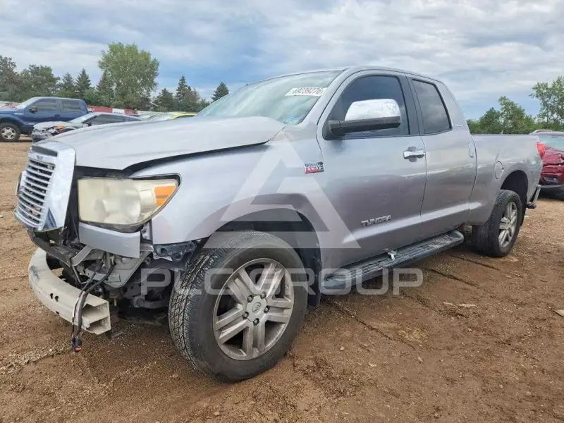 2010 Toyota TUNDRA photo