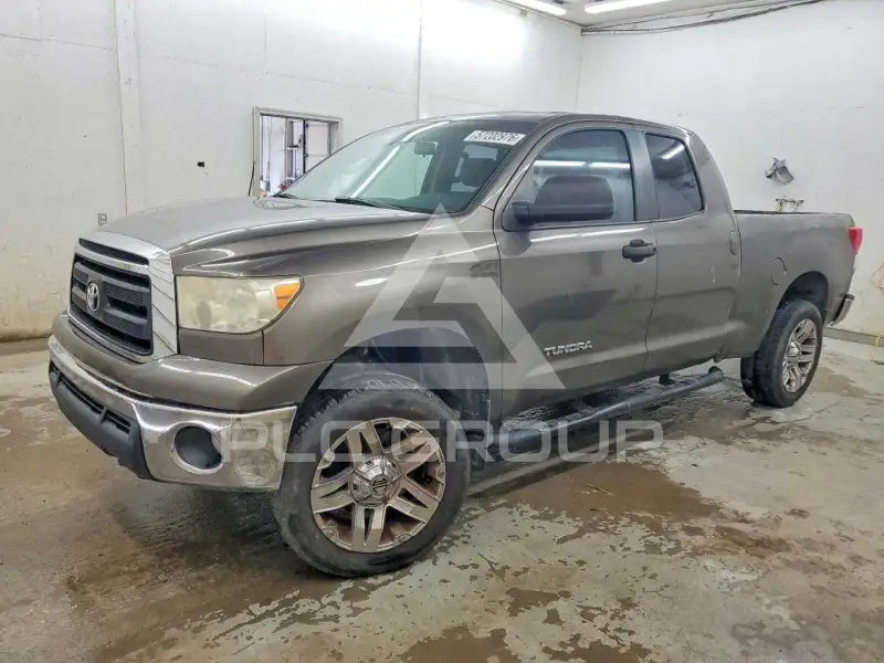 2010 Toyota TUNDRA photo