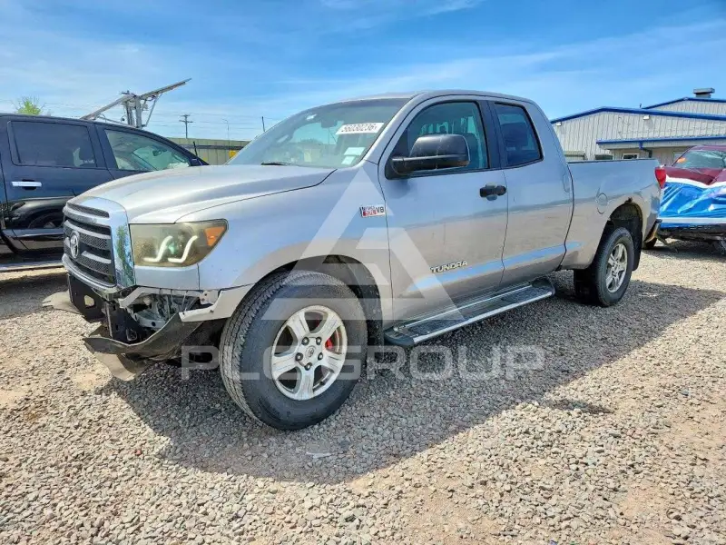 2010 Toyota TUNDRA photo