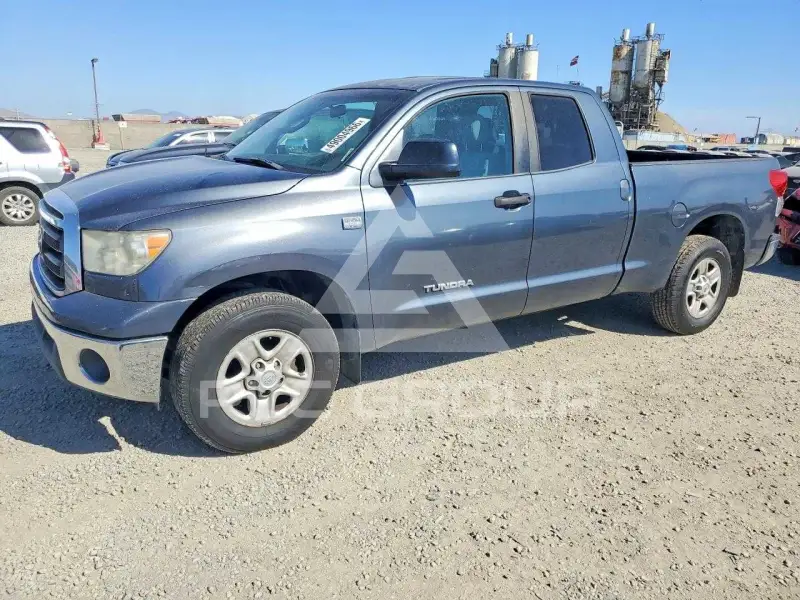 2010 Toyota TUNDRA photo