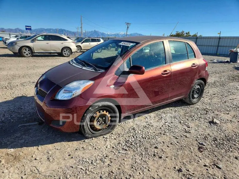 2010 Toyota YARIS фото