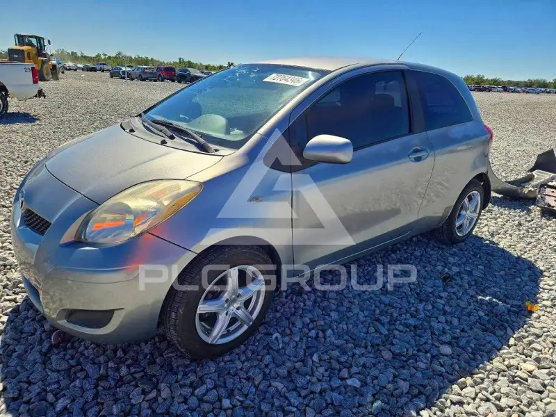 2010 Toyota YARIS photo