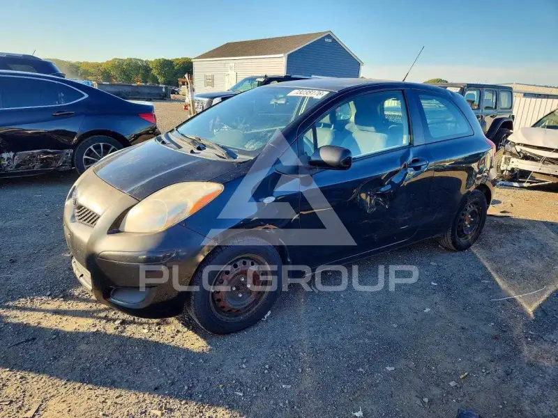 2010 Toyota YARIS фото