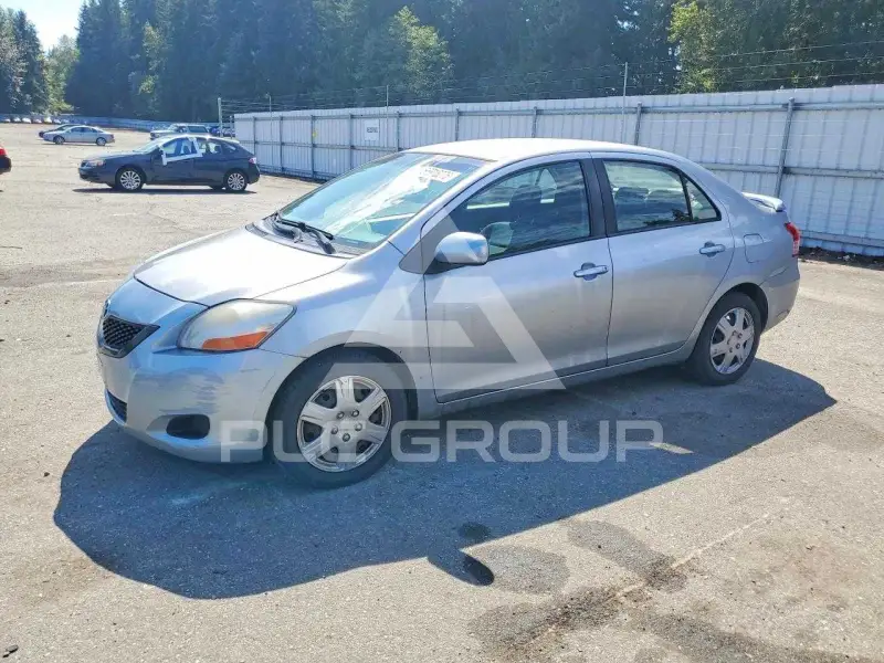 2010 Toyota YARIS photo