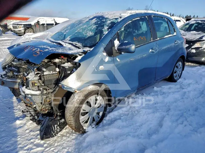 2010 Toyota YARIS фото