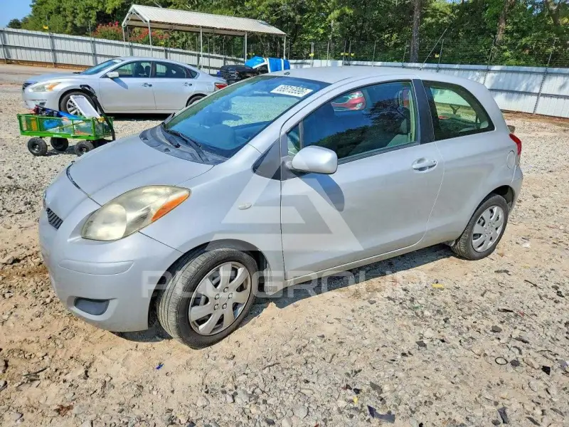 2010 Toyota YARIS photo