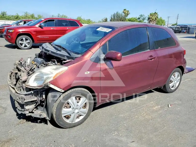 2010 Toyota YARIS фото