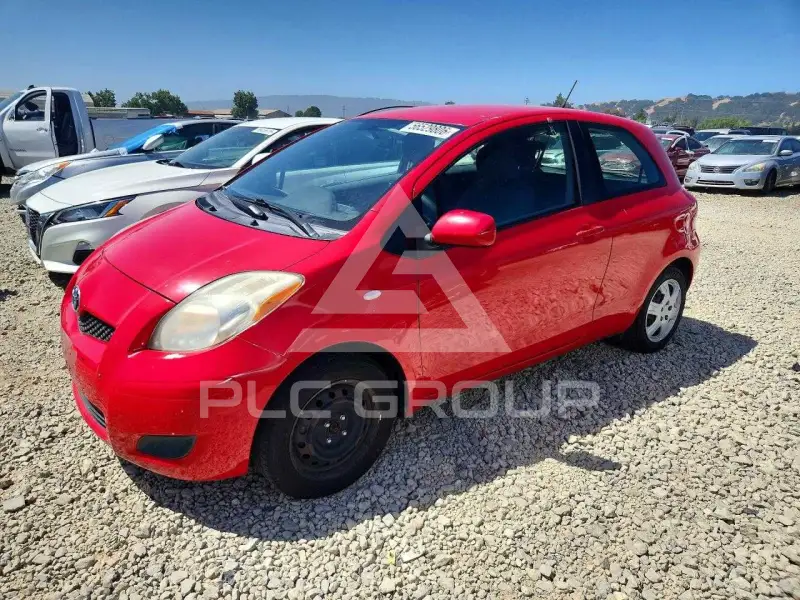 2010 Toyota YARIS фото