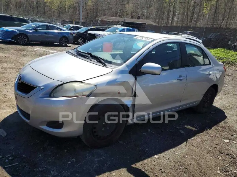 2010 Toyota YARIS photo
