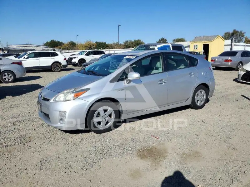 2010 Toyota PRIUS фото