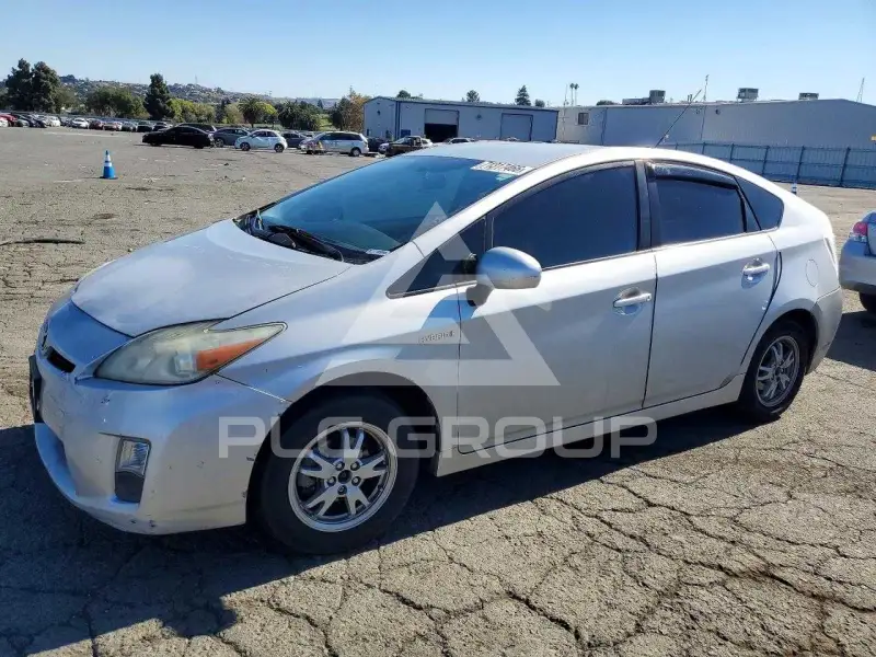2010 Toyota PRIUS photo