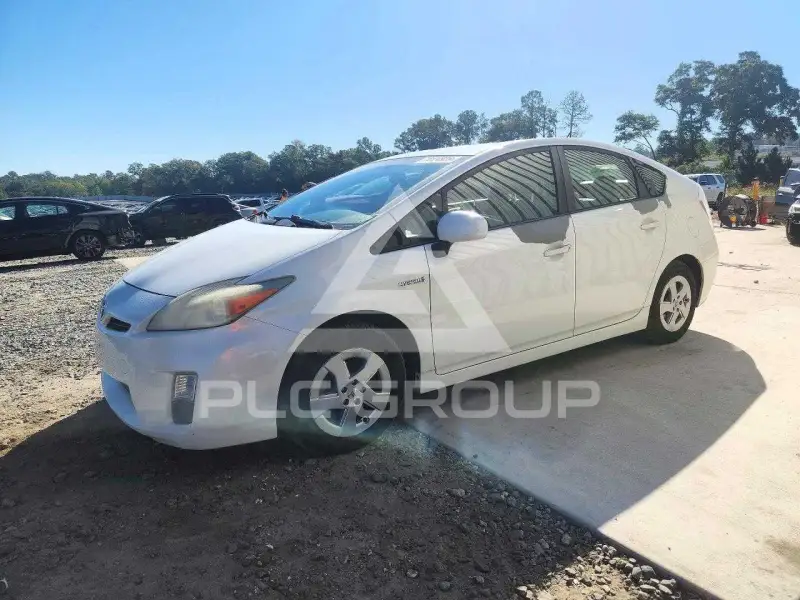 2010 Toyota PRIUS фото