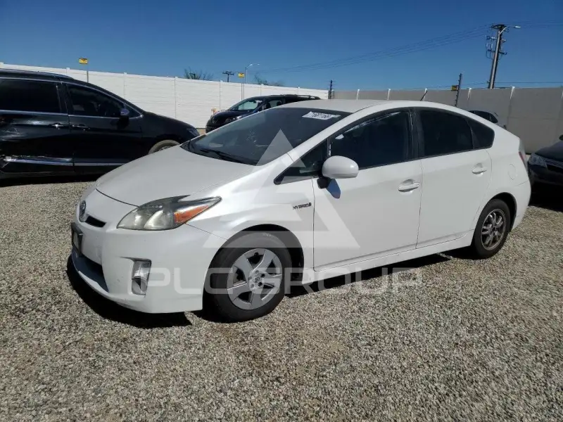 2010 Toyota PRIUS фото