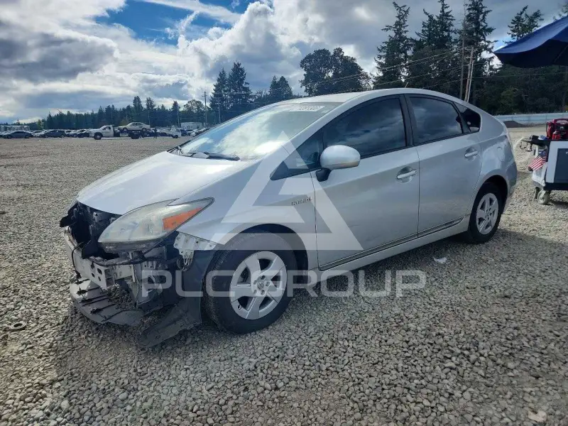 2010 Toyota PRIUS фото