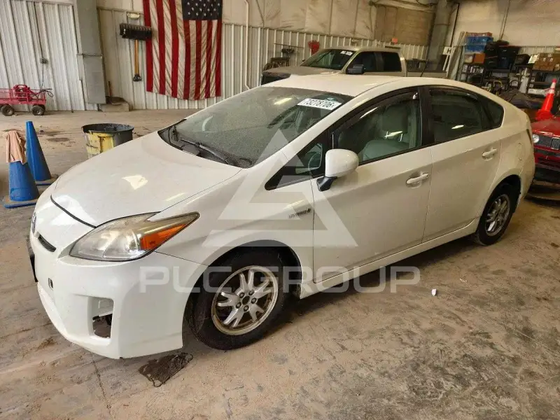 2010 Toyota PRIUS фото
