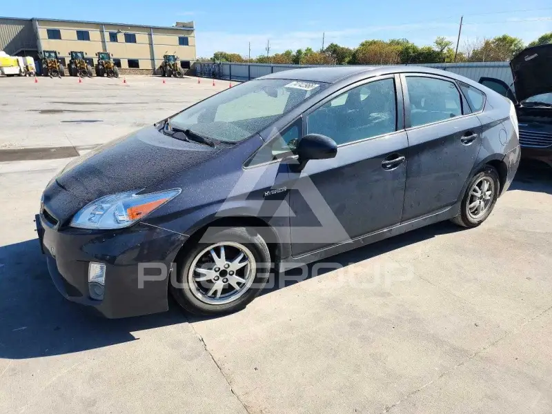 2010 Toyota PRIUS фото