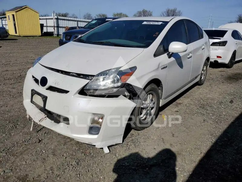 2010 Toyota PRIUS фото