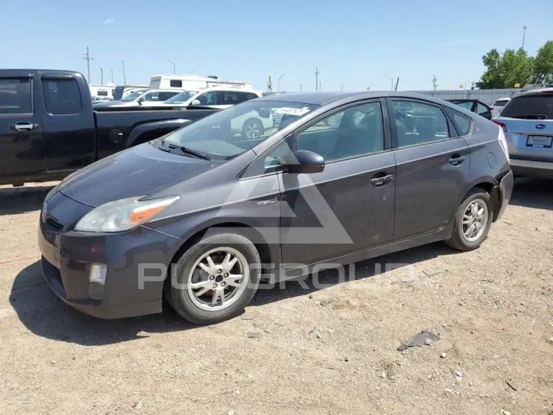 2010 Toyota PRIUS фото