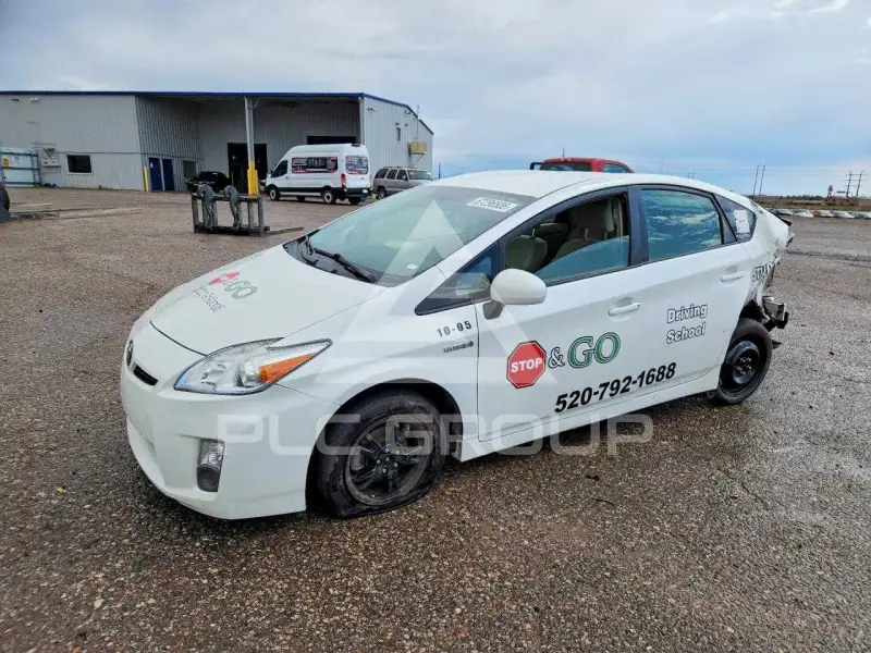 2010 Toyota PRIUS фото