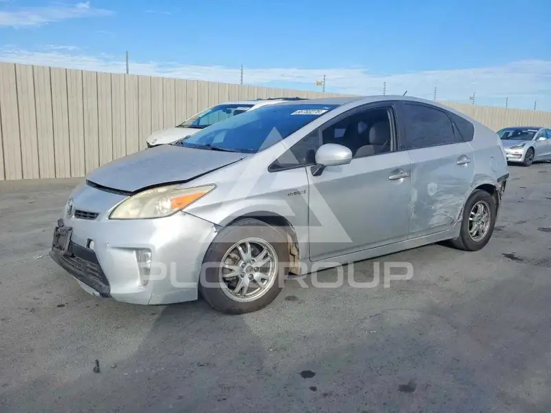 2010 Toyota PRIUS фото