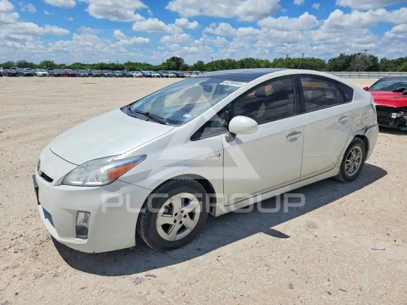2010 Toyota PRIUS фото