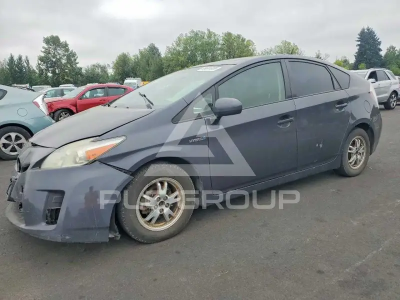 2010 Toyota PRIUS фото