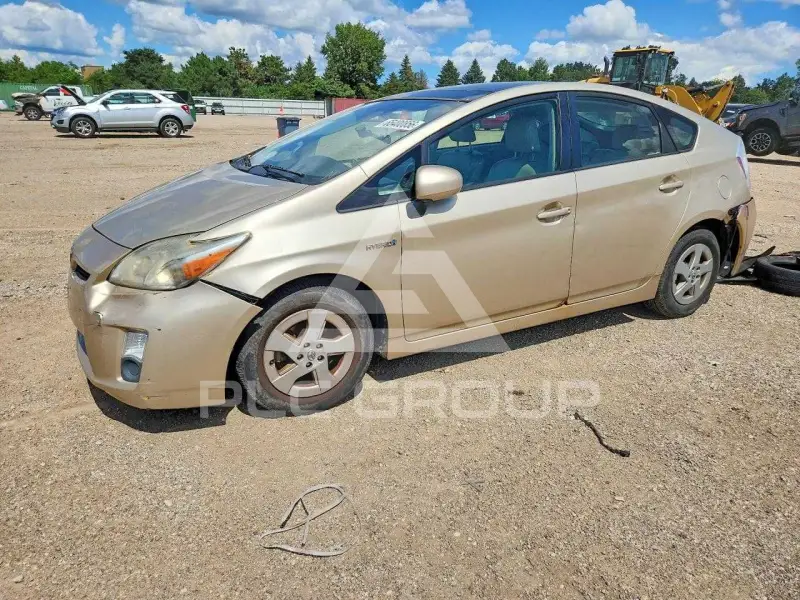 2010 Toyota PRIUS фото