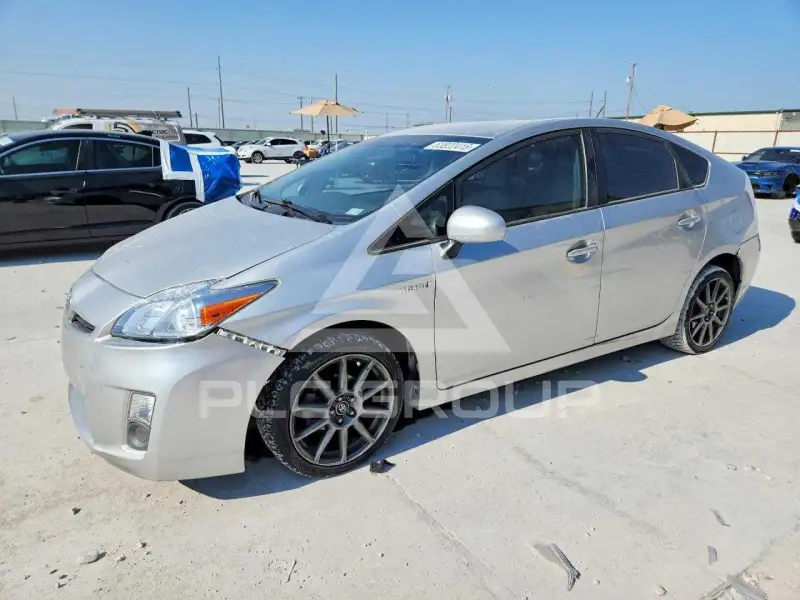 2010 Toyota PRIUS фото