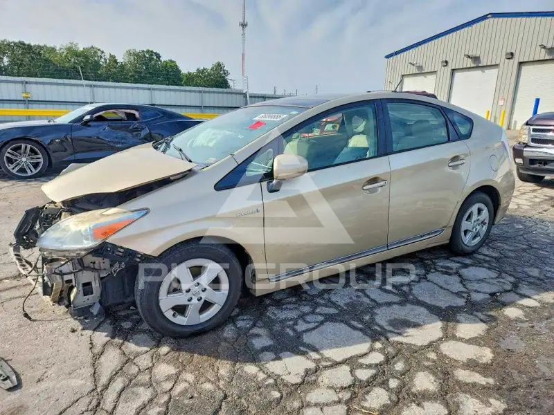 2010 Toyota PRIUS фото