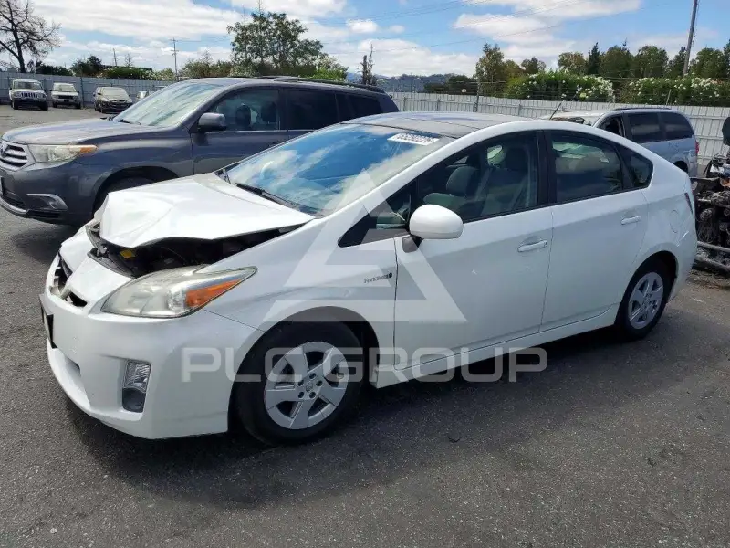 2010 Toyota PRIUS фото