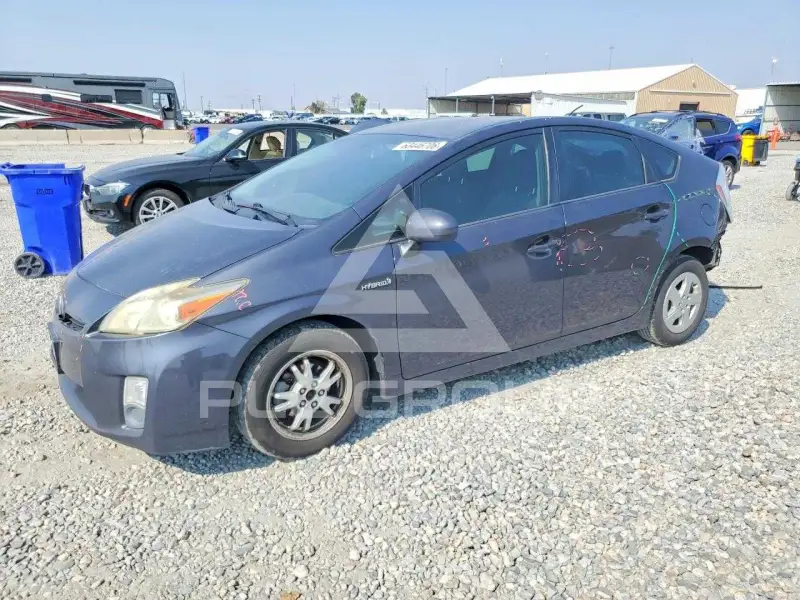2010 Toyota PRIUS фото