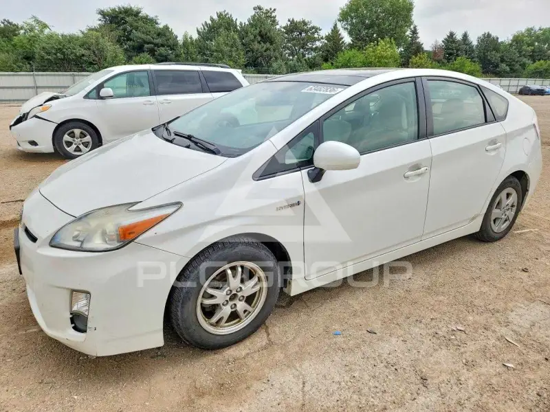 2010 Toyota PRIUS фото