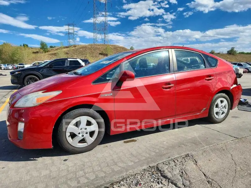 2010 Toyota PRIUS фото